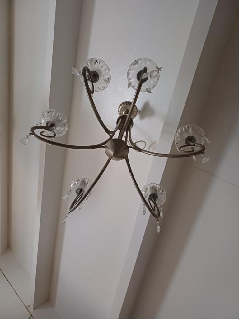 Elegante Kroonluchter met 6 Armen en Glazen Details, Ophalen of Verzenden, Gebruikt, Glas, Klassiek, Antiek, Elegant