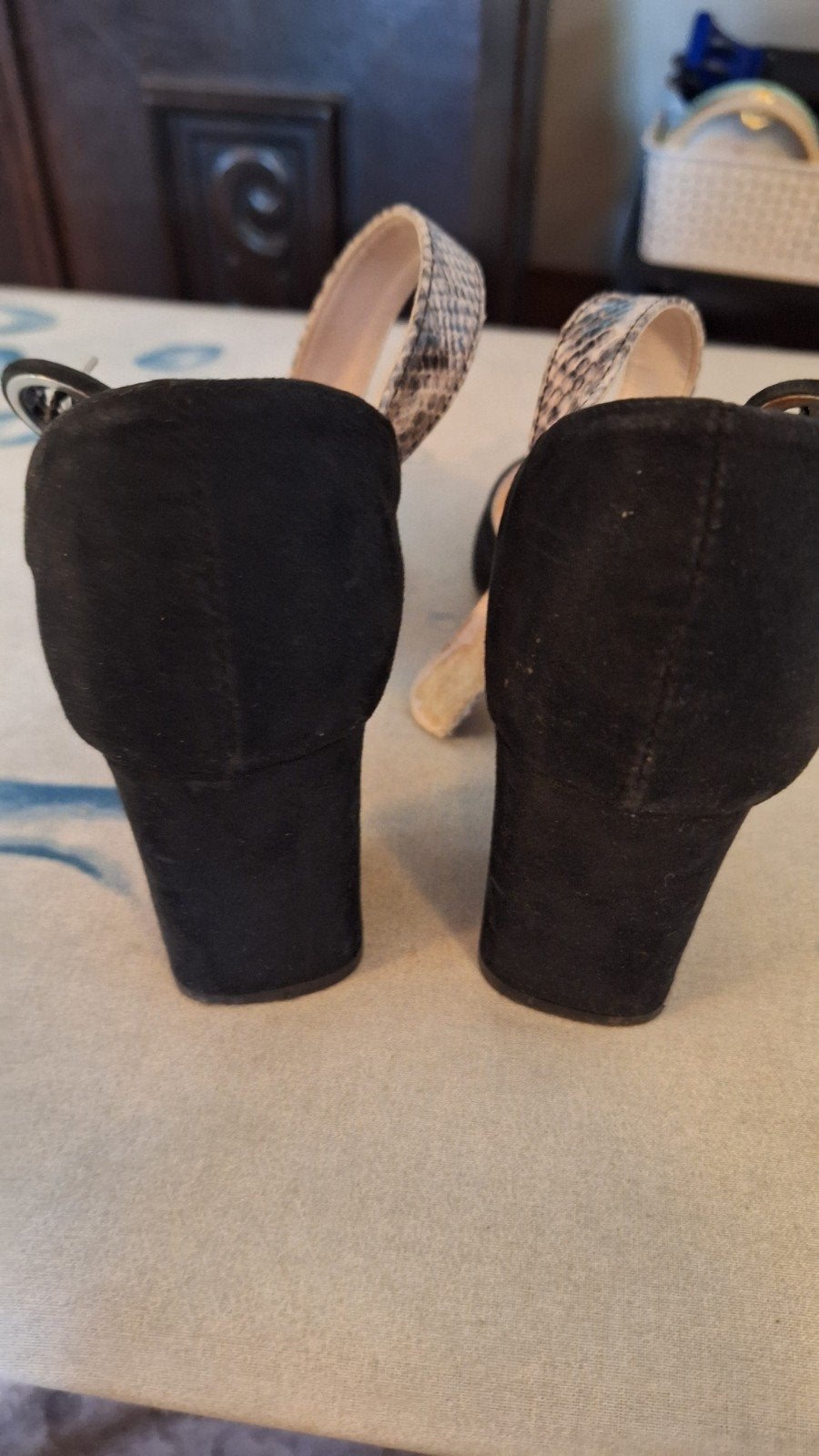 Zwarte Pittarello pumps met slangenprint bandjes, Pumps, Zwart, Ophalen of Verzenden, Pittarello
