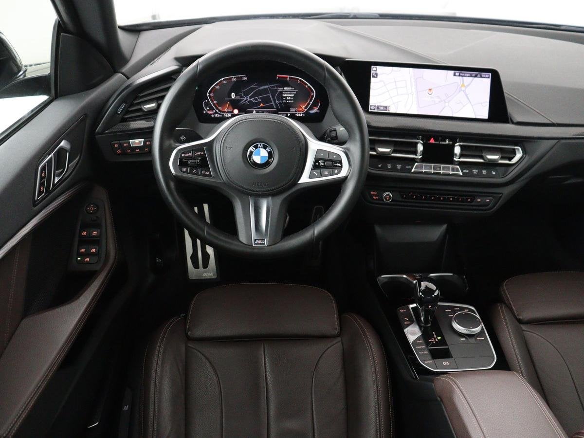 BMW 2-serie Gran Coupé 218i High Executive Edition M-sport, Gebruikt, 1350 kg, Leder en Stof, Origineel Nederlands
