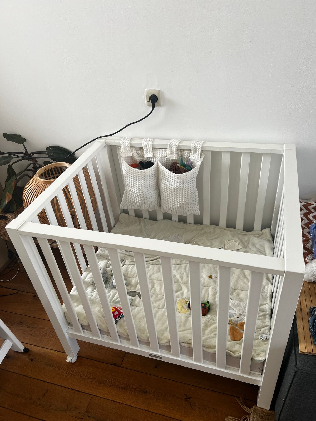 Witte Bopita box met wieltjes en verstelbare bodem, Kinderen en Baby's, Boxen, Ophalen, Gebruikt, Vierkant, In hoogte verstelbaar