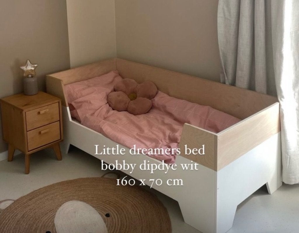 Kinderbed , little dreamers, Kinderen en Baby's, Kinderkamer | Bedden, Ophalen, Gebruikt, 70 tot 85 cm, 140 tot 160 cm