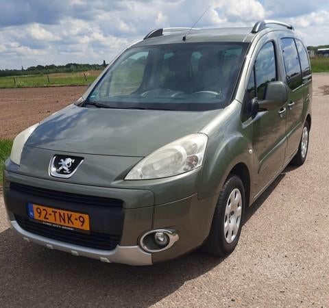 Peugeot Partner 1.6 16V 88KW Tepee 7PL 2012 Groen, Voorwielaandrijving, Zwart, 4 cilinders, Handgeschakeld