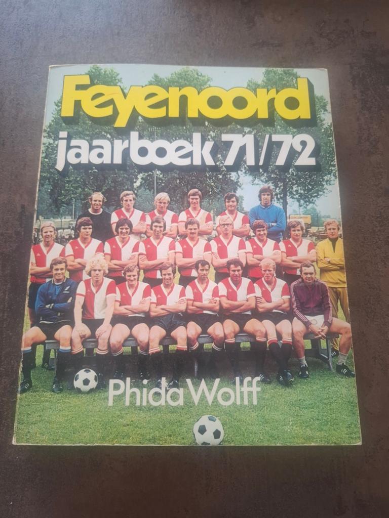 Jaarboek 71/72 - Feyenoord, Ophalen of Verzenden, Zo goed als nieuw, Feyenoord