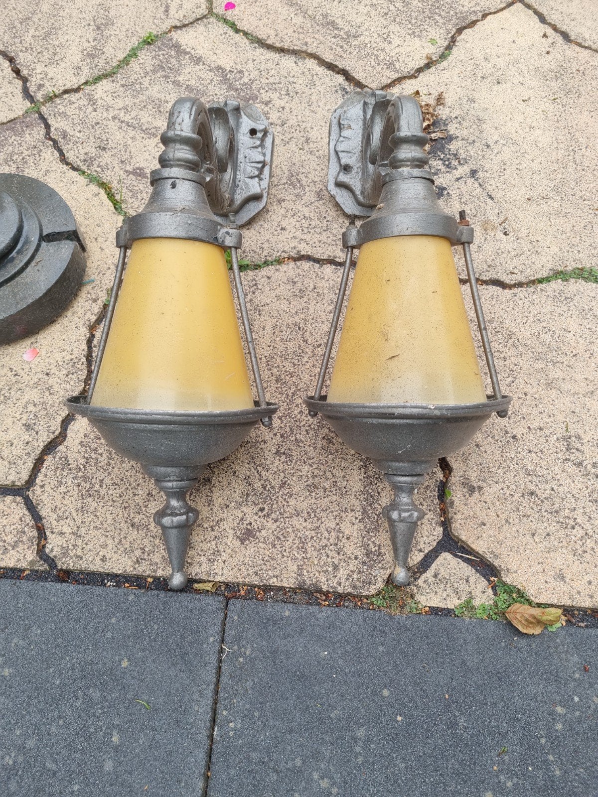 Set van 2 Buitenlampen, Tuin en Terras, Buitenverlichting, Ophalen, Gebruikt, Netvoeding, Wandlamp