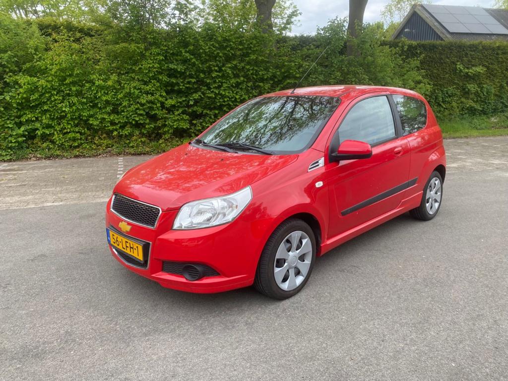 Chevrolet Aveo 1.2 16V 3D 2010 Rood, Voorwielaandrijving, 40 €/maand, Aveo, 4 cilinders