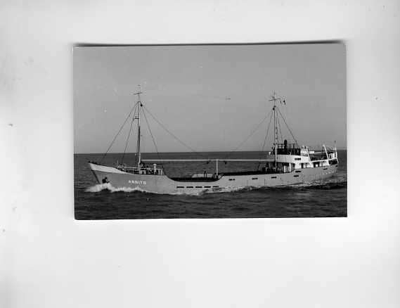 scheepvaart-foto-ardito, Ophalen of Verzenden, Zo goed als nieuw, Motorboot, Boek of Tijdschrift