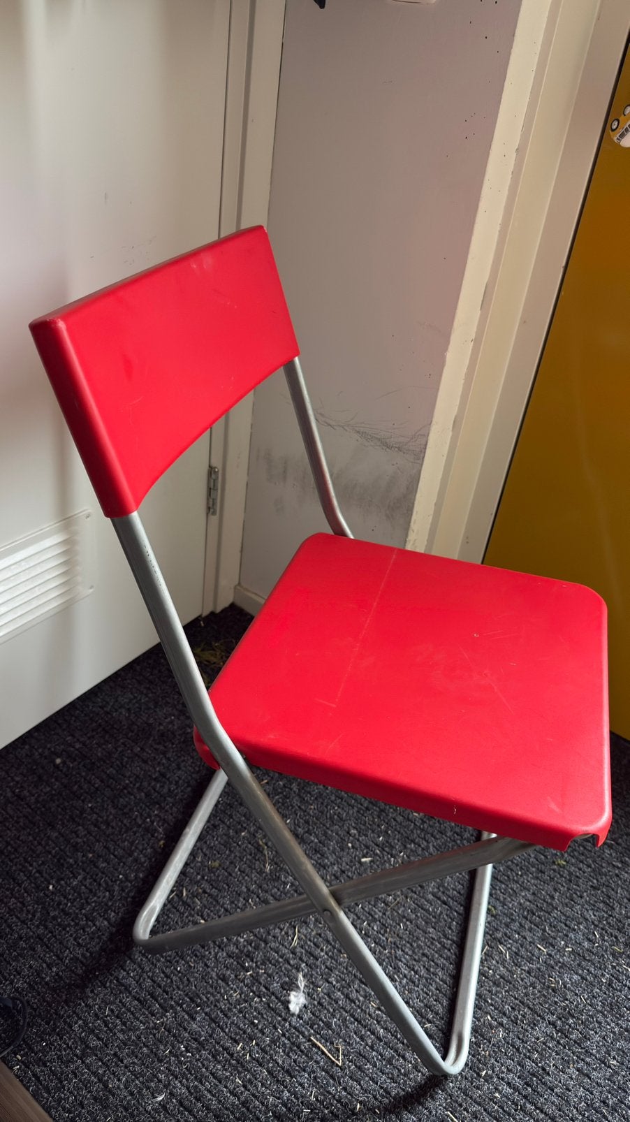 Gratis Klapstoel, Ophalen, Gebruikt, Rood, Eén