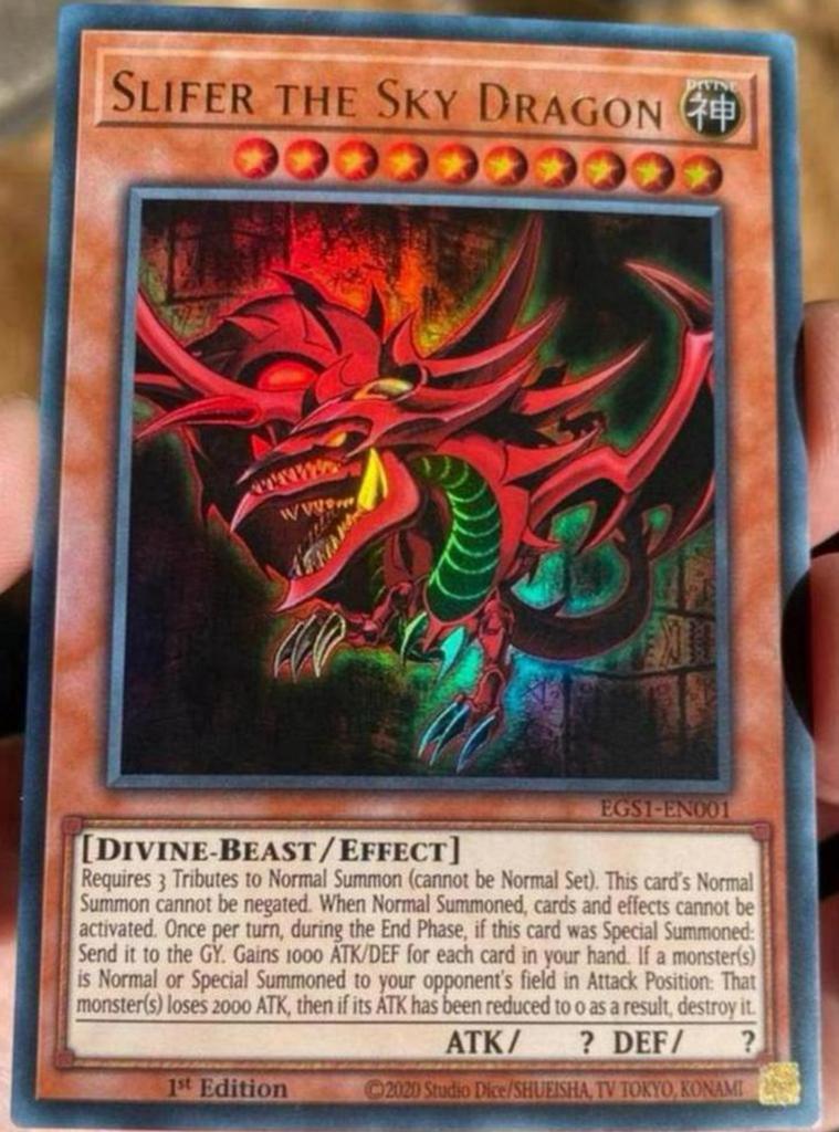 Yu-Gi-Oh! Slifer the Sky Dragon EGS1 1st Edition !, Ophalen of Verzenden, Zo goed als nieuw, Losse kaart, Foil