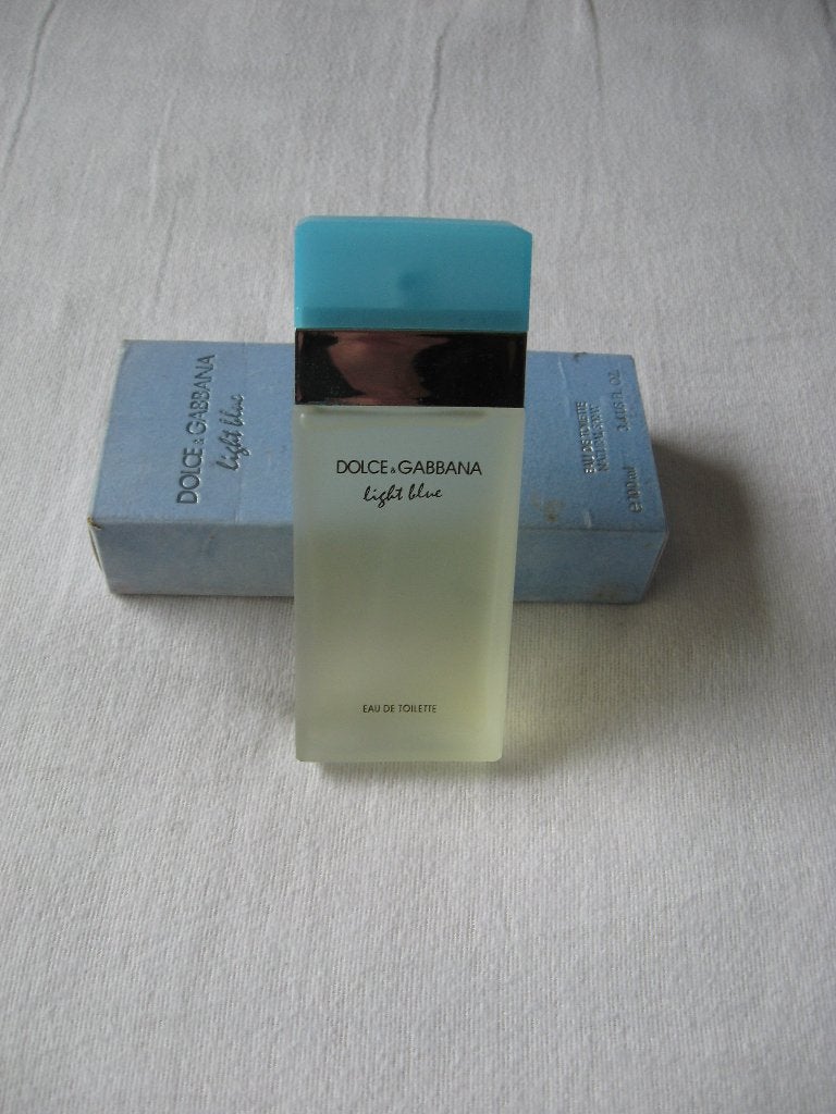 Dolce & Gabbana light blue eau toilette, natural spray 100ml, Ophalen of Verzenden, Nieuw, Parfumfles, Gevuld
