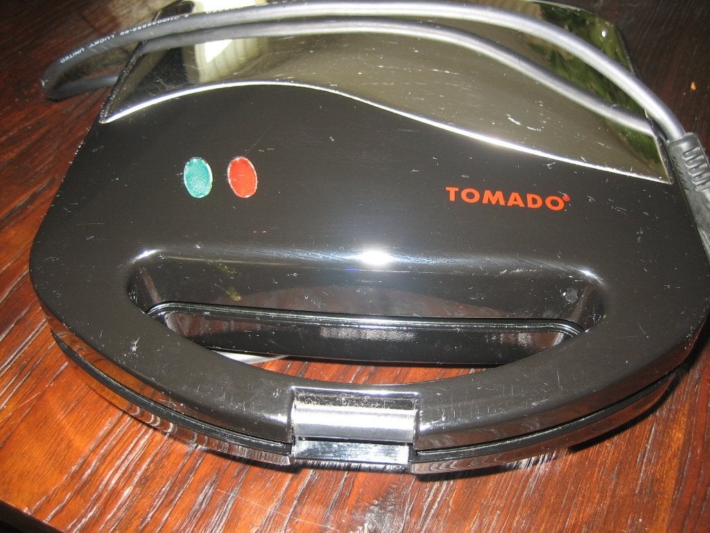 Tosti apparaat TOMADO, Ophalen, Zo goed als nieuw