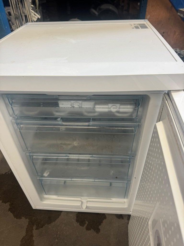 Bosch Vrieskast schoon garantie bezorging, Vrieskast, Minder dan 85 cm, Minder dan 60 cm, Ophalen of Verzenden
