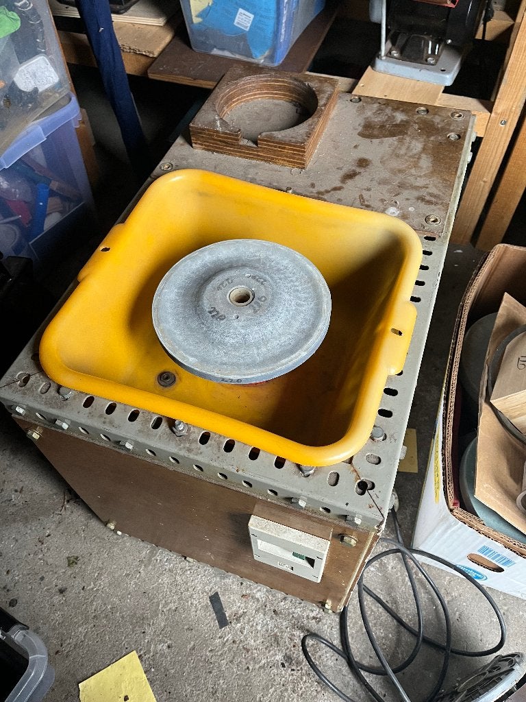Edelstenen slijp machine (lapidaire), Ophalen, Gebruikt, Minder dan 700 watt, Werkbankslijpmachine