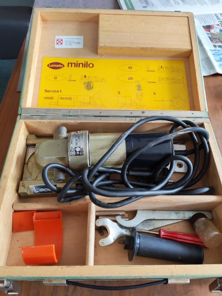 Lamello Minilo Lamellenfrees/Biscuitfrees met accessoires, Doe-het-zelf en Verbouw, Lamello, Lamellenfrees, Ophalen of Verzenden