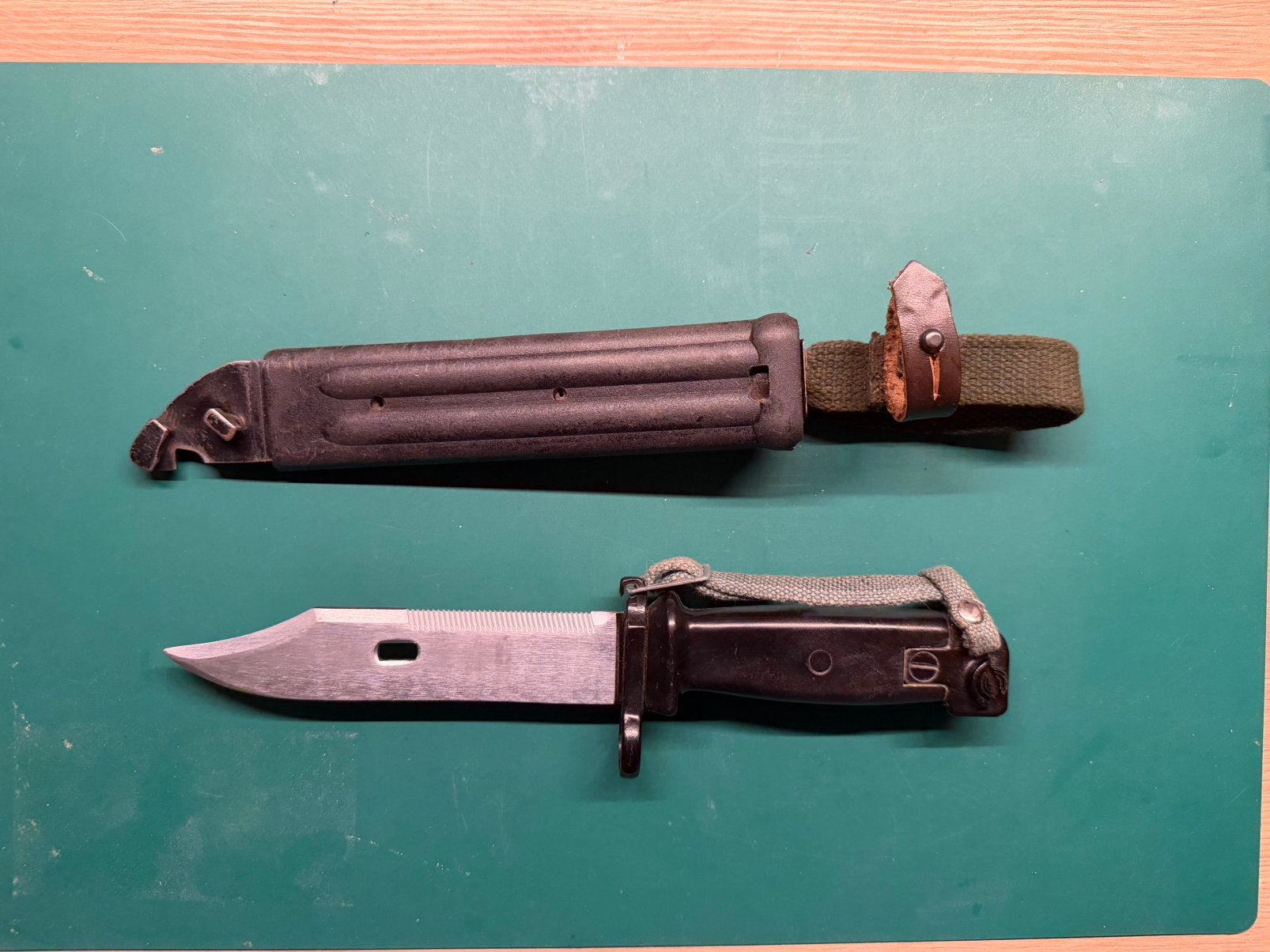AK74 AK47 AKM Bajonet DDR Warschaupact type 2, Ophalen, Overige soorten, Duitsland, Mes of Dolk