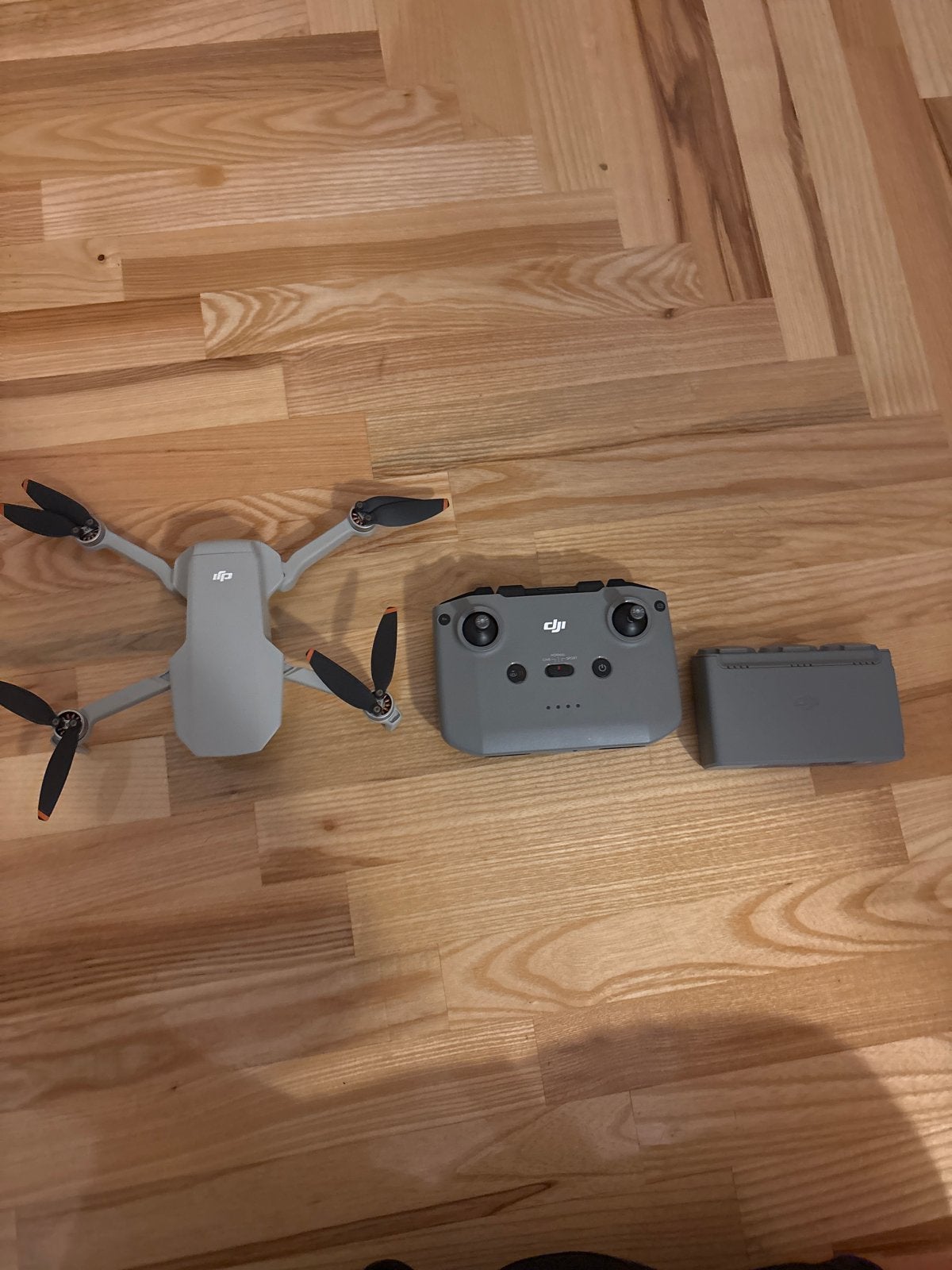 DJI Mini 4K drone met 4 accu's en extra props, Ophalen, Cameradrone, Extra accu('s), 15 tot 30 minuten