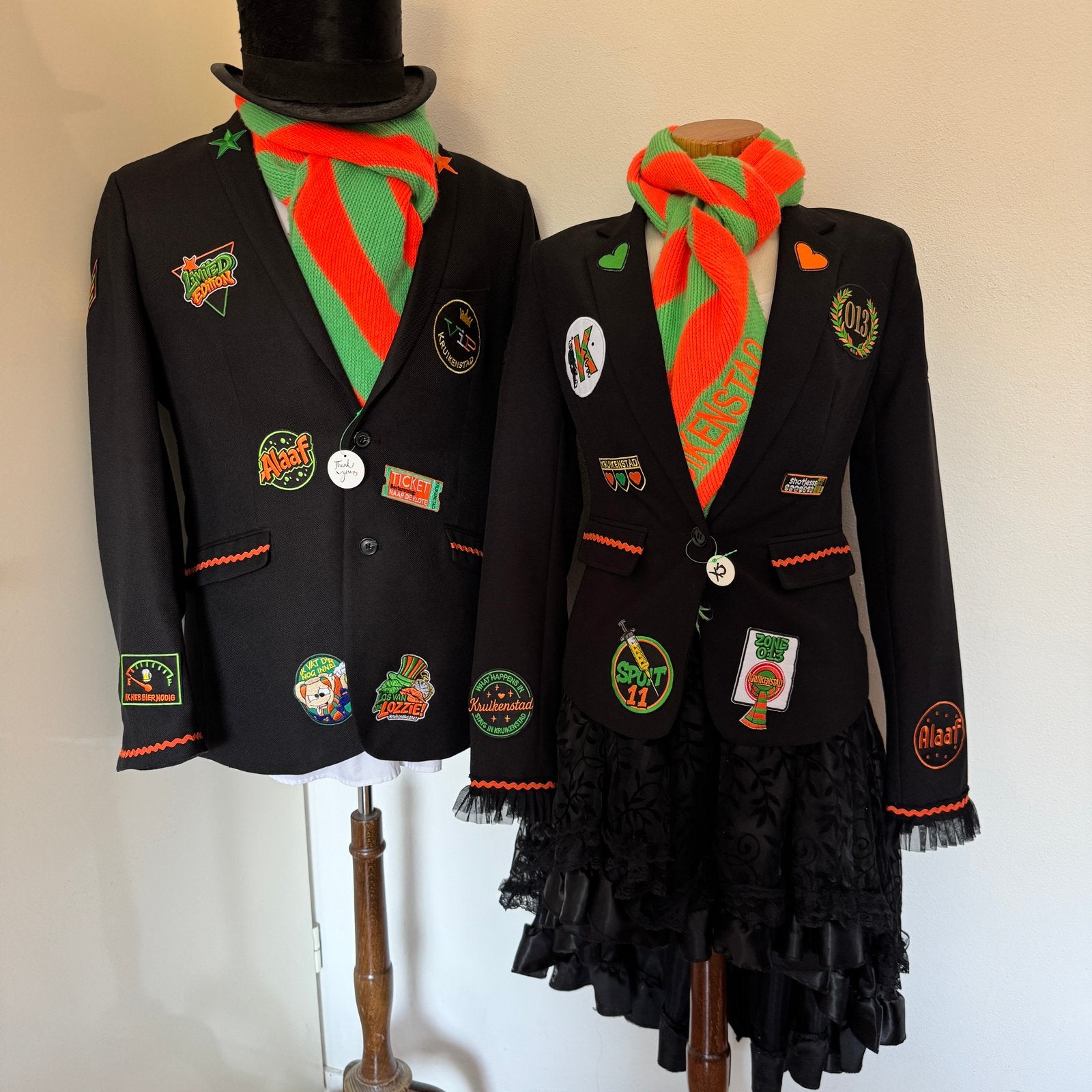 Kruikenstad jas Carnavals jas diverse maten, Ophalen of Verzenden, Zo goed als nieuw, Carnaval, Kleding