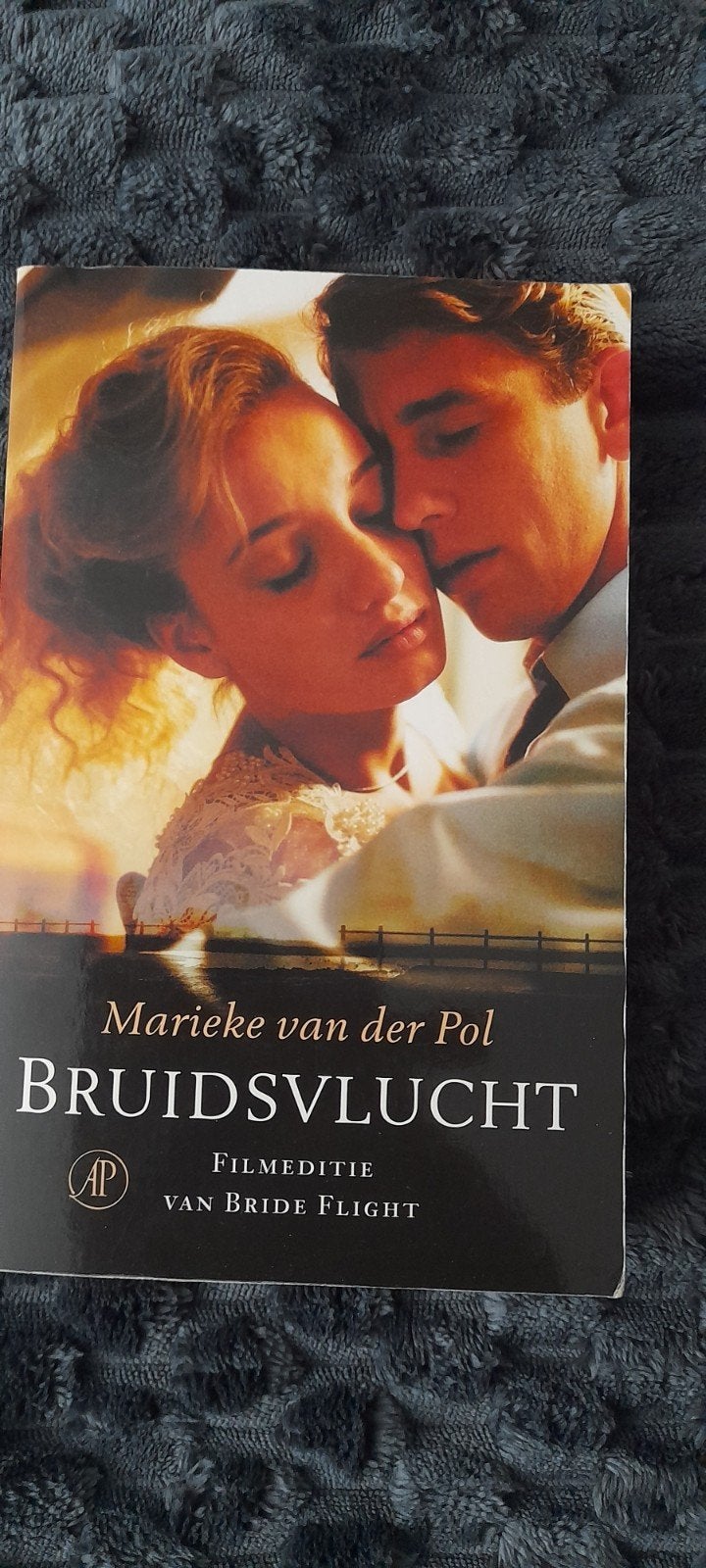 M. van der Pol - Bruidsvlucht, Ophalen of Verzenden, Zo goed als nieuw, M. van der Pol