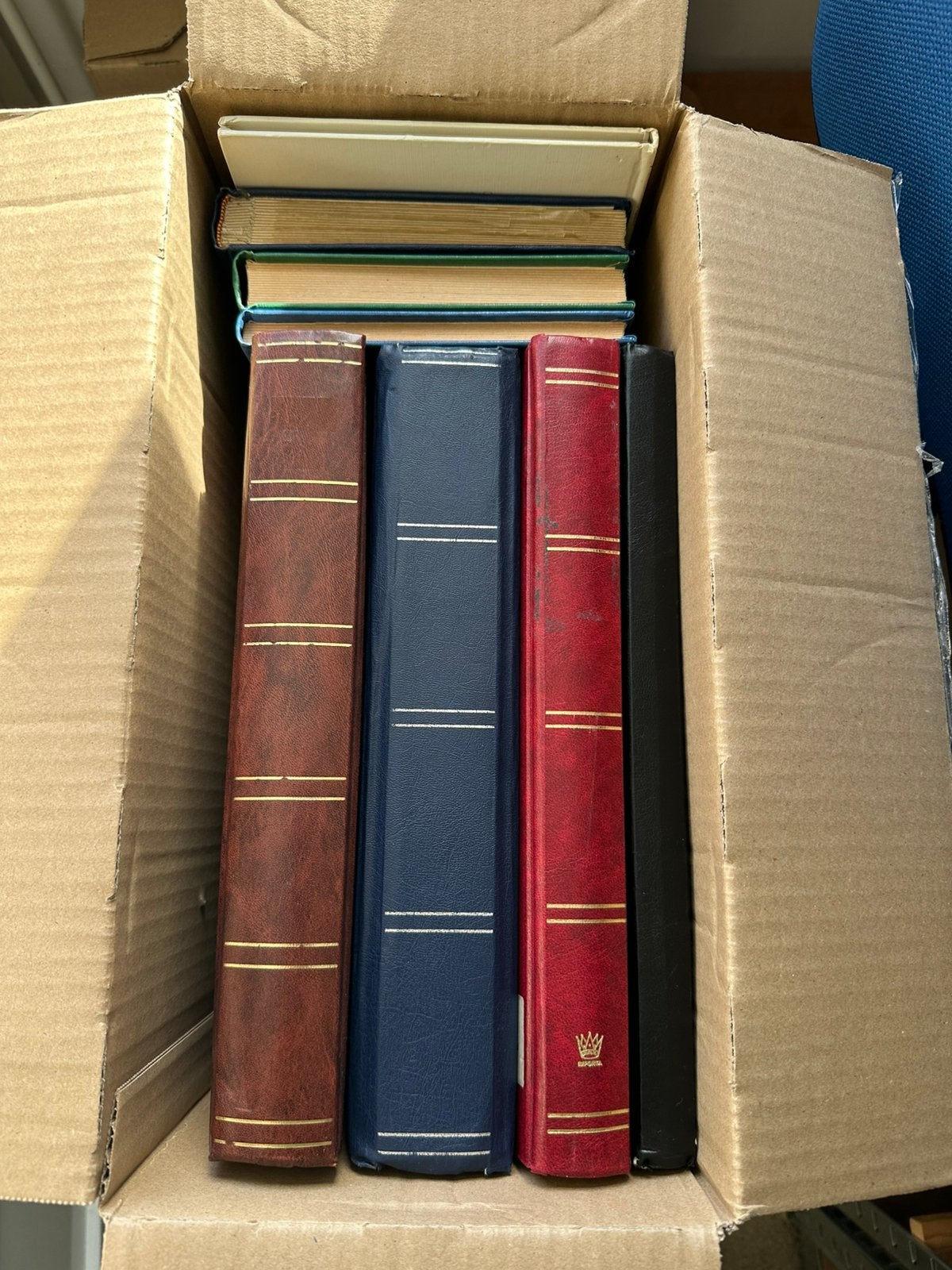 Doos 8 lege albums, Verzenden, Nederland en Buitenland