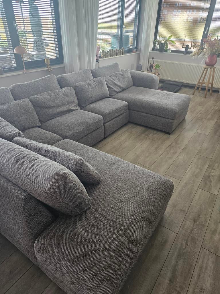 Hoekbank U-vorm MONTEL 373 x 230 cm, Huis en Inrichting, Ophalen, Zo goed als nieuw