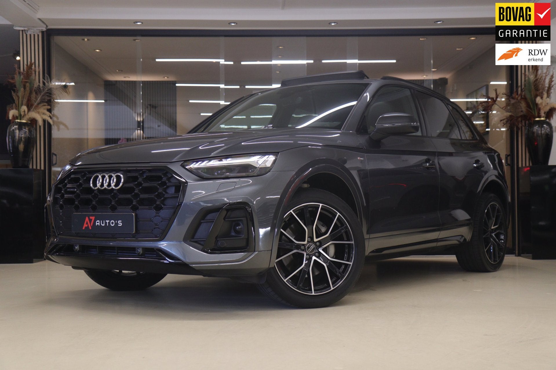 Audi Q5 50 TFSI e S edition Competition PANO/CARPLAY/ACC/KEY, Auto's, Automaat, Gebruikt, Euro 6, 4 cilinders