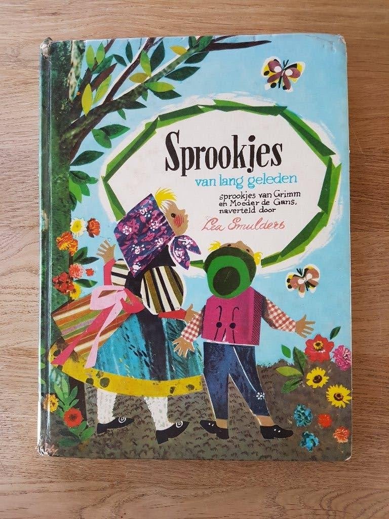 SPROOKJES VAN LANG GELEDEN. LEA SMULDERS., Boeken, Ophalen of Verzenden, Gelezen, Lea Smulders.