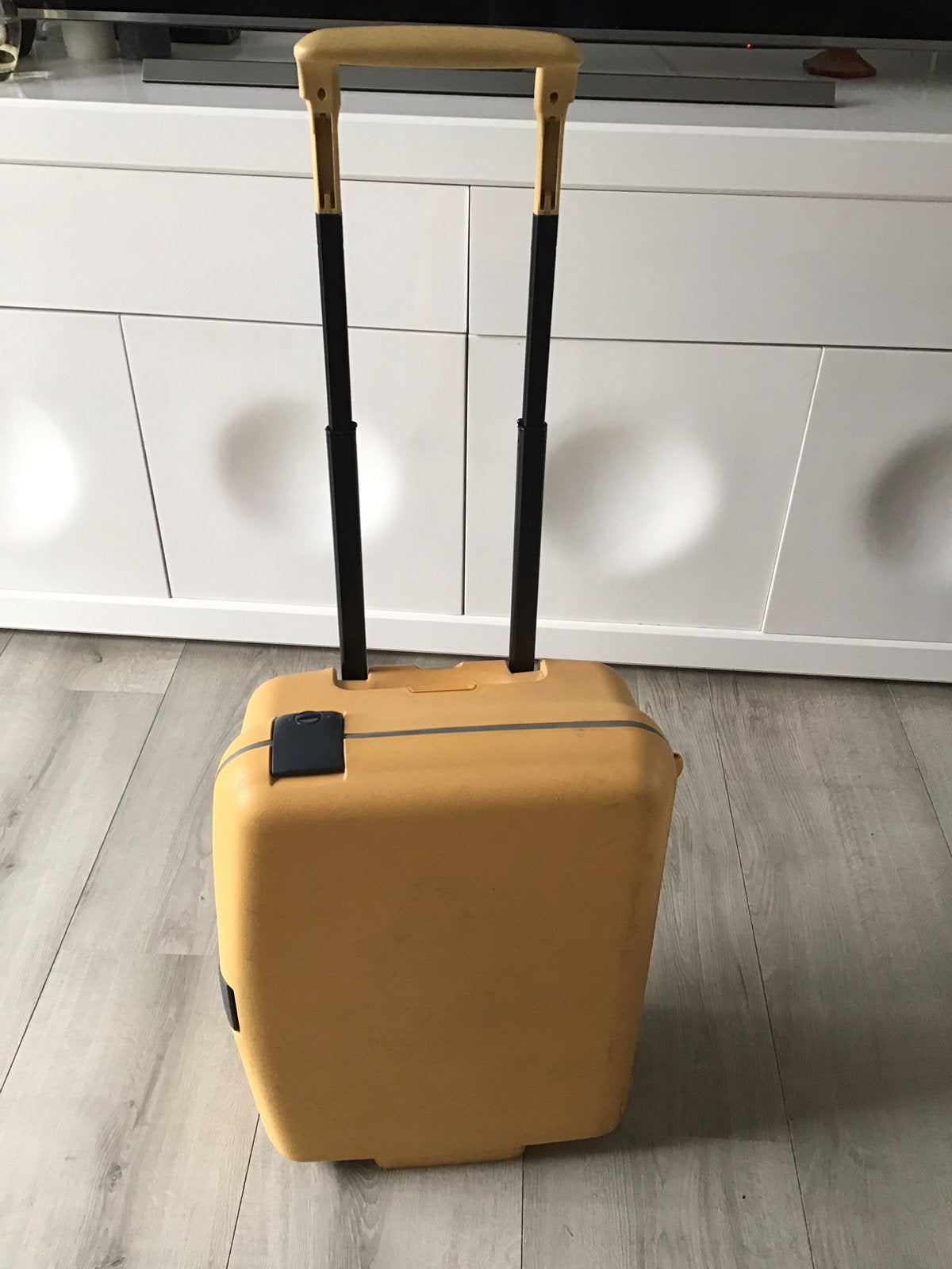 Gele Samsonite cabinekoffer uitschuifbaar handvat / 2 wielen, Gebruikt, 50 tot 60 cm, Hard kunststof, Gele Samsonite cabinekoffer uitschuifbaar handvat / 2 wielen