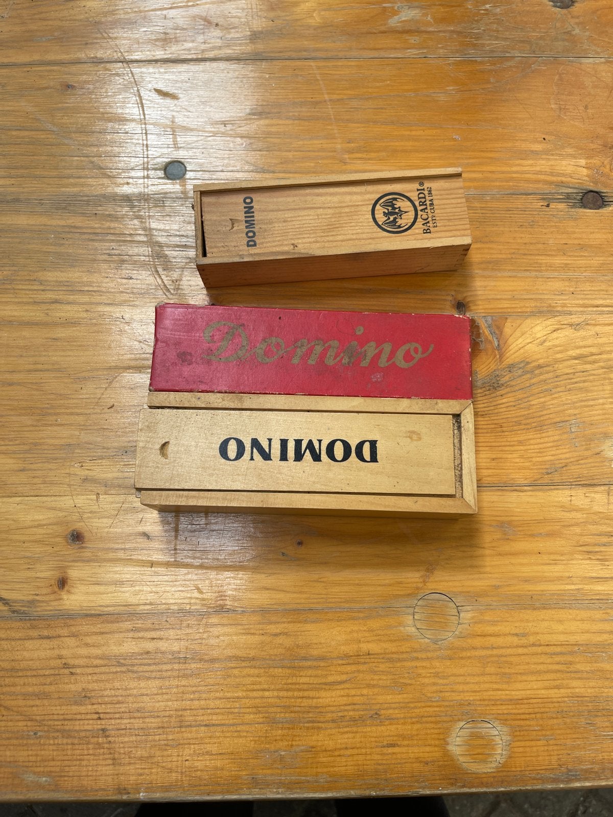 Vintage Domino Spel in Houten Doosjes - Bacardi Editie, Een of twee spelers, Ophalen, Gebruikt, Reisspel