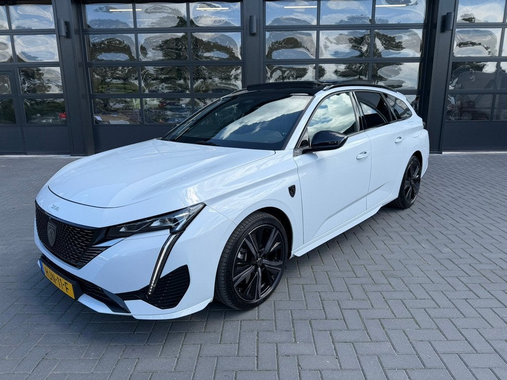 Peugeot 308 SW 1.6 Hybrid GT Pano (bj 2025, automaat), Auto's, Peugeot, Gebruikt, 4 cilinders, 181 pk, 1634 kg