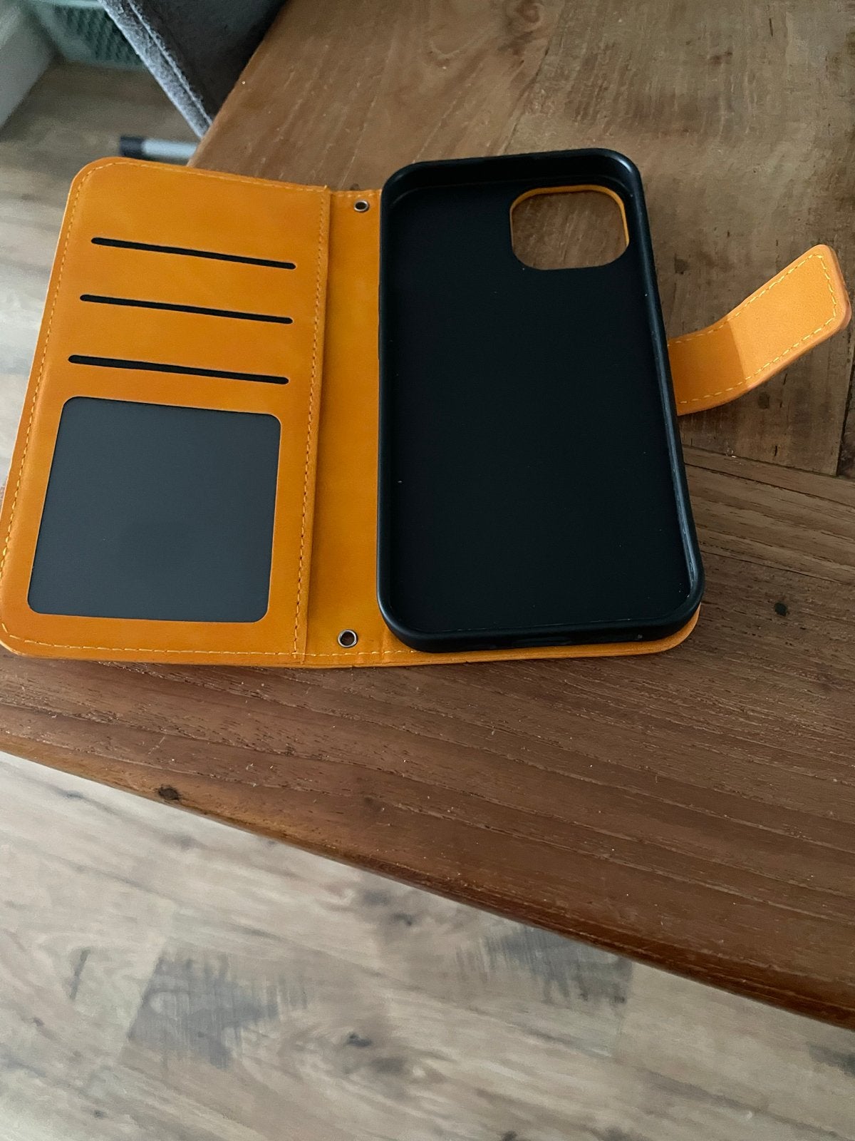 Lederen Flip Hoesje Zonnebloem voor iPhone 15, Telecommunicatie, IPhone 15, Overige merken, Nieuw, Leer