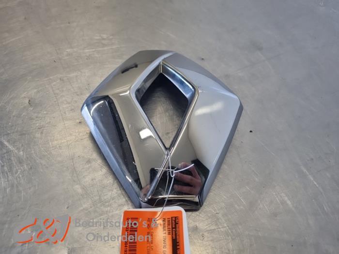 Embleem van een Renault Trafic, Gebruikt, -, Renault, -