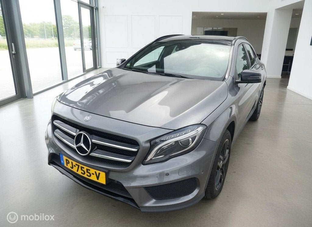Mercedes GLA-klasse 220 CDI 4Matic AMG Camera|Pano|Xenon, Auto's, Mercedes-Benz, Automaat, Euro 6, 163 pk, Leder