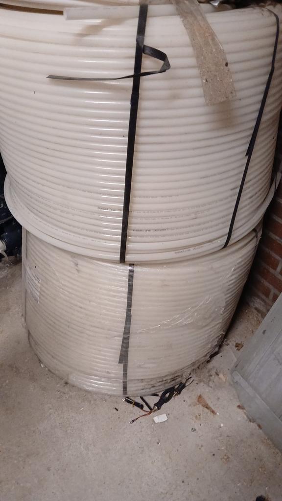 Vloerverwarming buis 16mm, Doe-het-zelf en Verbouw, Buizen en Afvoer, Overige materialen, Minder dan 20 mm, 6 meter of meer, Overige typen