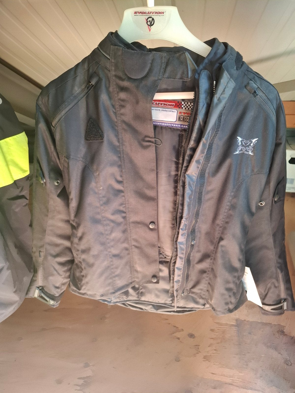 Evolution motorjas dames, maat M - Nieuw met prijskaartje, Motoren, Kleding | Motorkleding, Nieuw met kaartje, Evolution, Jas | textiel
