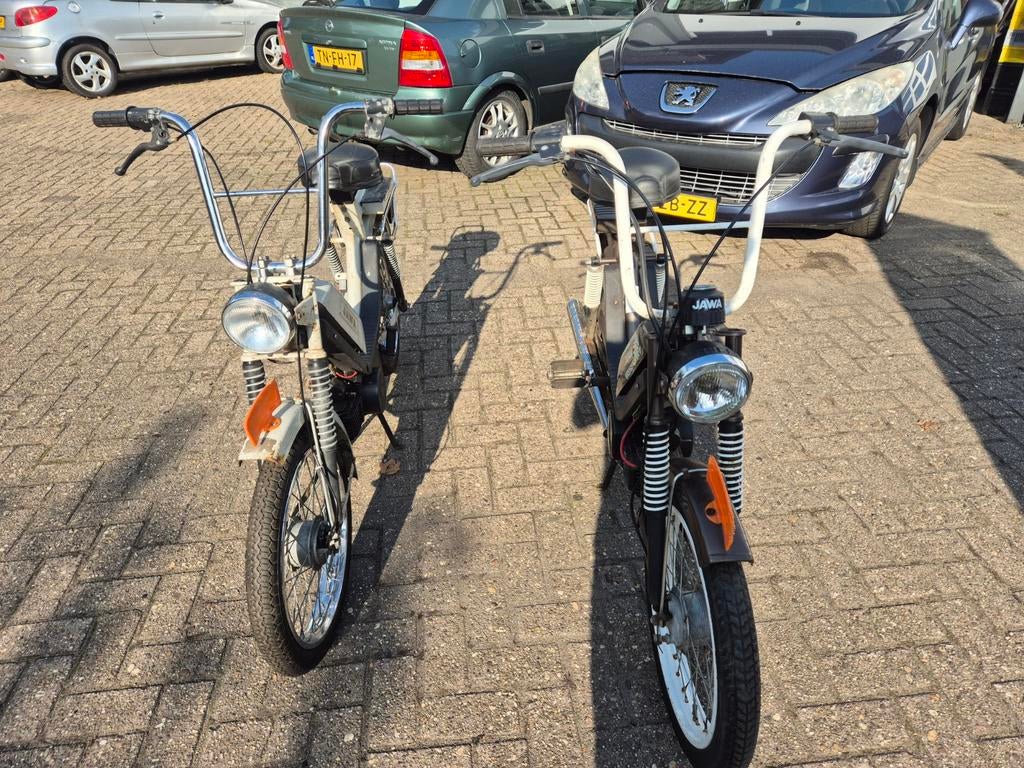 2x jawa handy, Ophalen, Sparta