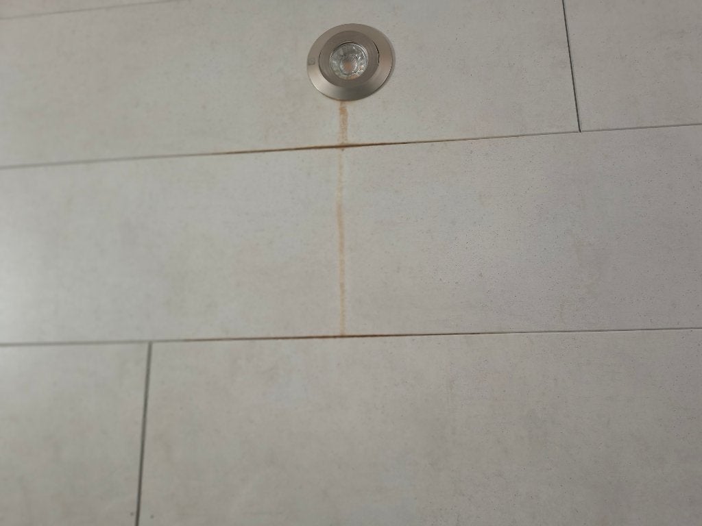 GEZOCHT: HDM Avanti plafondpanelen betongrijs 130x19cm, Ophalen, Nieuw, Overige materialen, Minder dan 20 mm