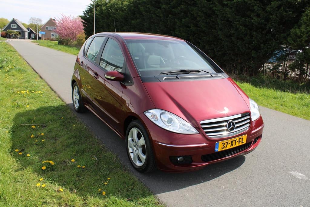Mercedes-Benz A-klasse 150 Avantgarde Automaat, Auto's, Mercedes-Benz, 15 km/l, Leder en Stof, Origineel Nederlands, 1000 kg