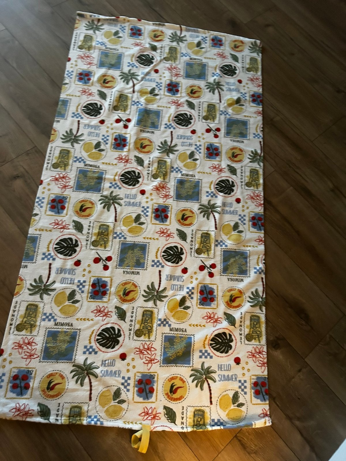 Handdoek badhanddoek/ strand  NIEUW 90x180 cm, Ophalen of Verzenden, Nieuw, Handdoek