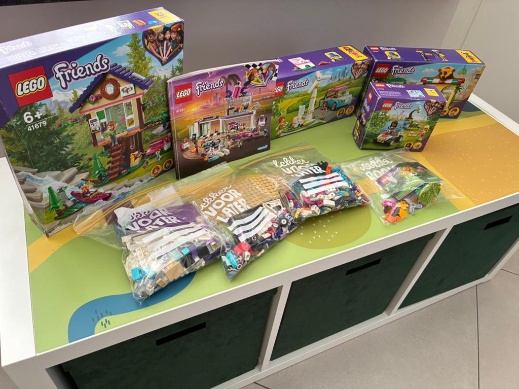 Diverse LEGO friends sets, Lego, Friends, Ophalen of Verzenden, Zo goed als nieuw