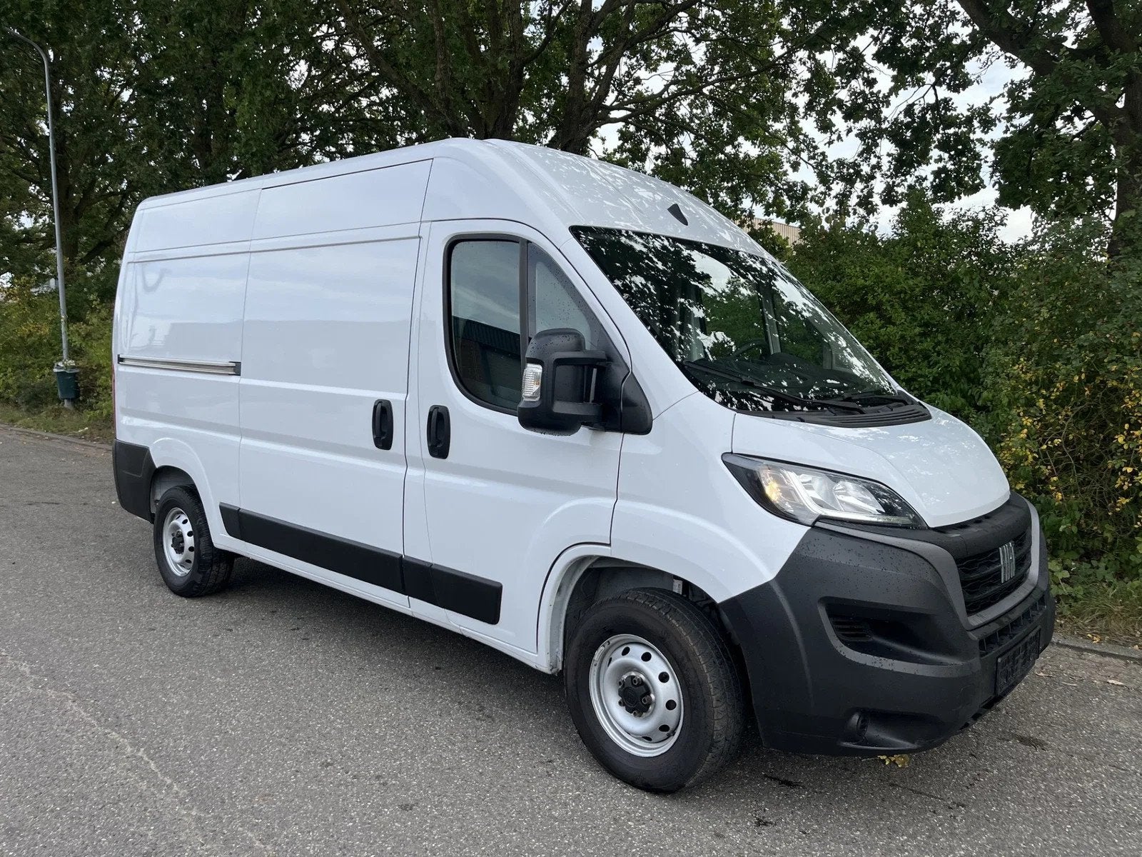 Fiat Ducato 2.2 d * L2H2 * 140pk * A/C (bj 2023), Auto's, Achterwielaandrijving, Gebruikt, Euro 6, 4 cilinders