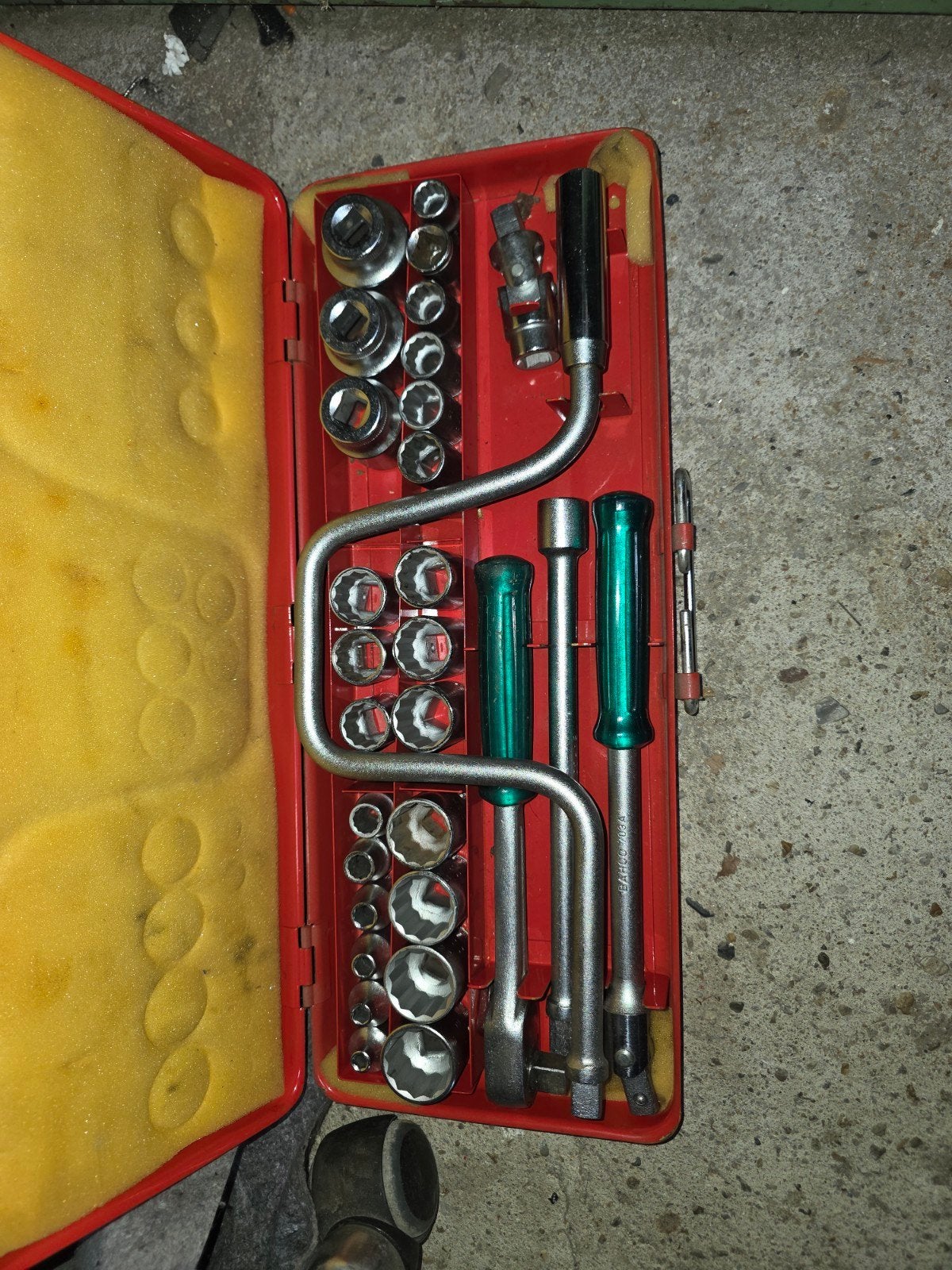 Bahco doppenset in rode metalen koffer, Ophalen of Verzenden, Gebruikt, Gereedschapsset, Overige merken