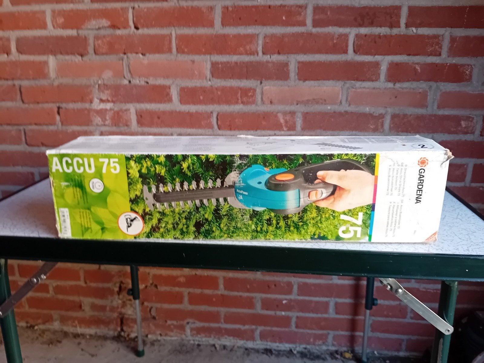 Te koop: accubuxusschaar 75, Ophalen, Zo goed als nieuw, Overige soorten, Gardena