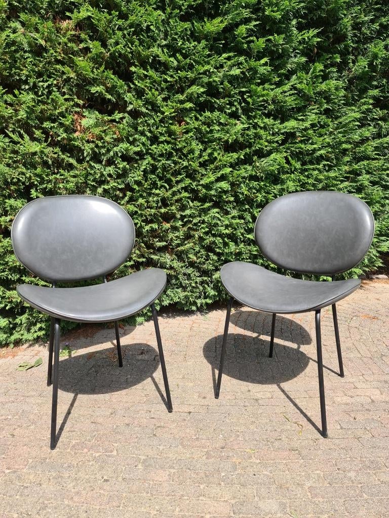 Twee leuke stoeltjes, Ophalen, Twee, Zo goed als nieuw, Metaal
