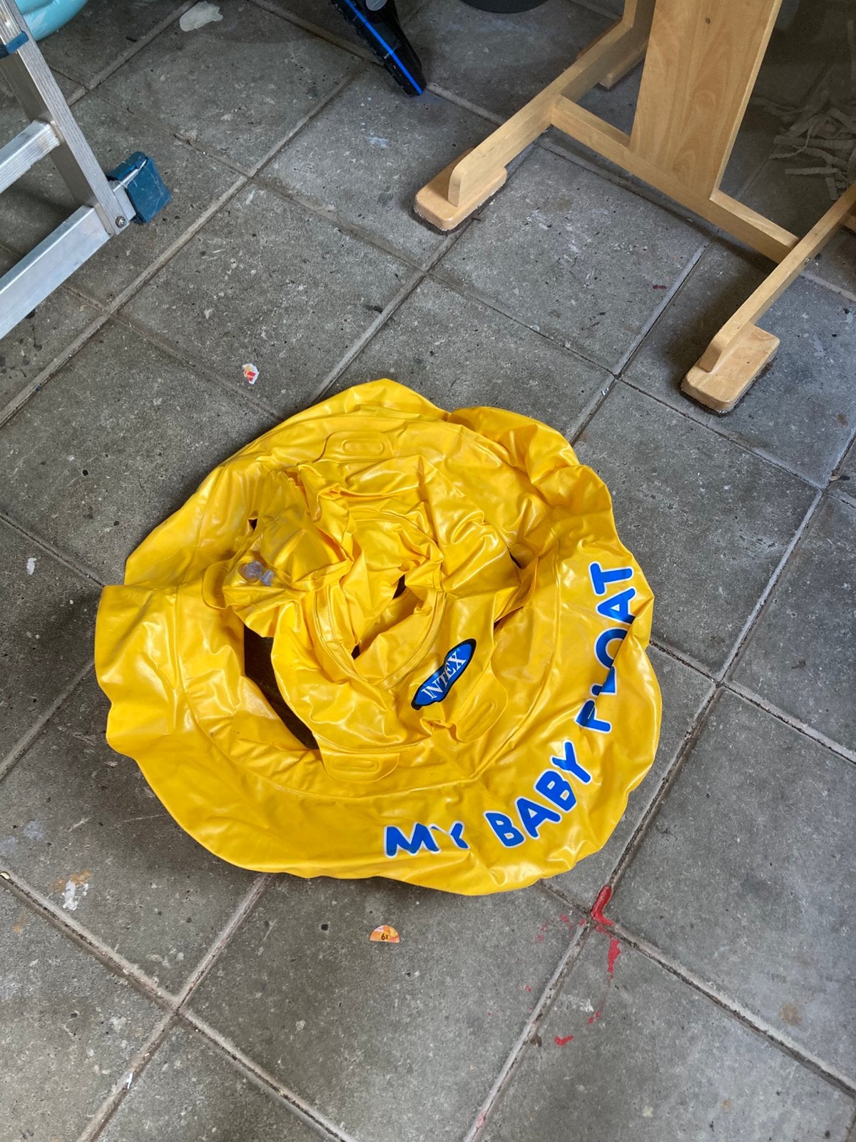 Gratis baby float, Ophalen, Zo goed als nieuw