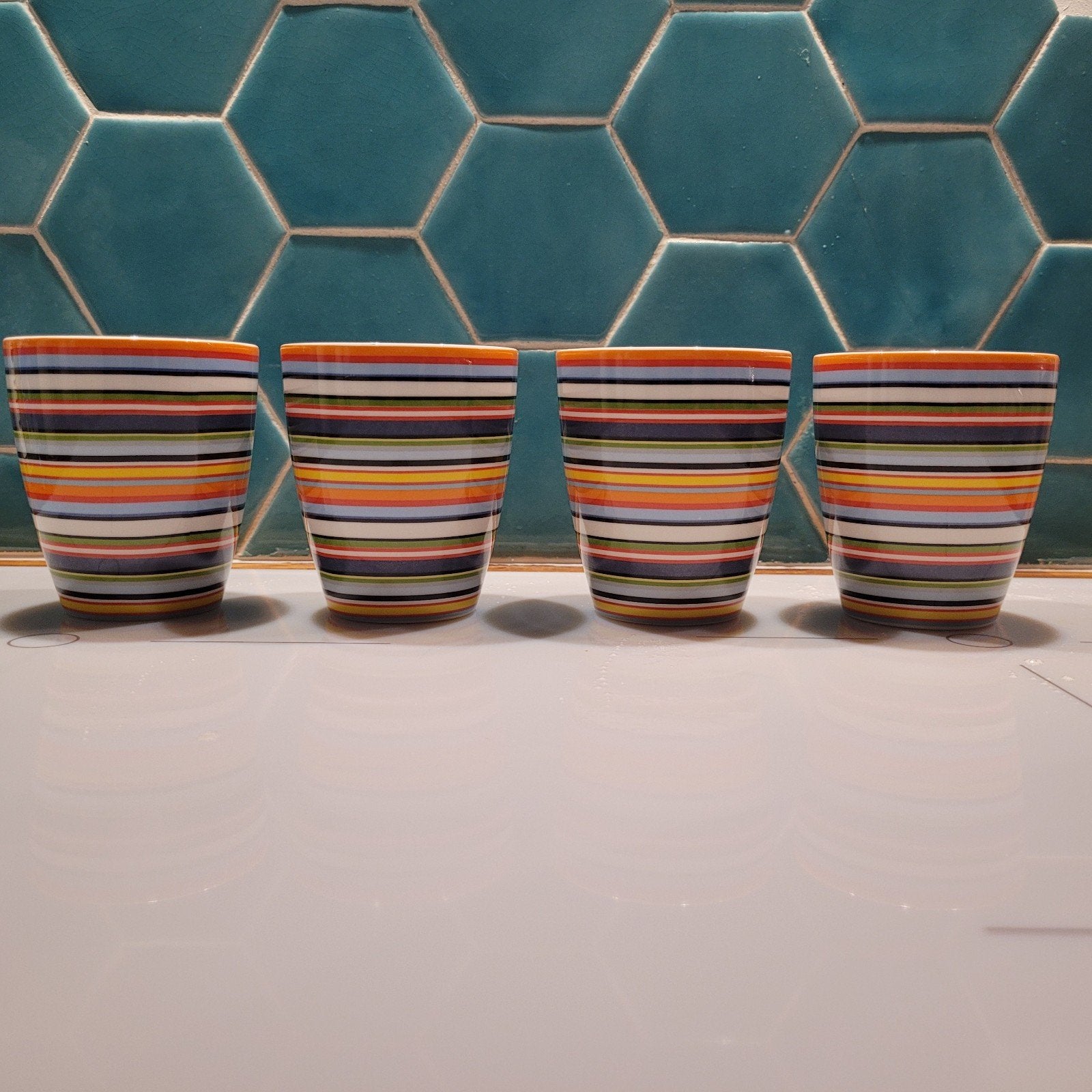 4 gestreepte mokken van Iittala, model Origo Orange, Ophalen, Overige merken, Mok, Zo goed als nieuw