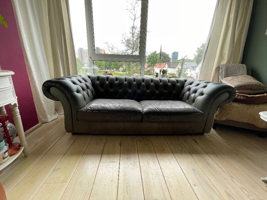 chesterfield 3 zitsbank, opknapper!, Huis en Inrichting, Banken | Bankstellen, Ophalen, Driepersoons, Rechte bank, 200 tot 250 cm
