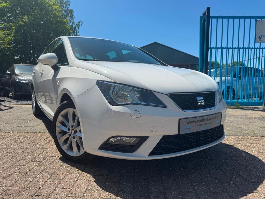 SEAT Ibiza 1.4 16v A-C Elek Pakket Cruise Lmv Nw Apk, Auto's, Gebruikt, Zwart, 4 cilinders, Bedrijf