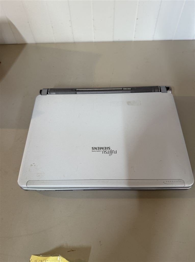 Fujitsu Siemens Lifebook P7010 - Voor Onderdelen of Reparati, Computers en Software, Ophalen of Verzenden, Gebruikt, 14 inch, Onbekend