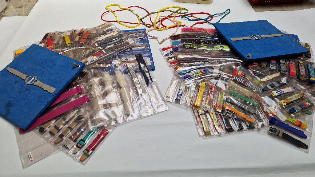 Swatch bandjes, Ophalen of Verzenden, Kunststof, Kunststof, Swatch