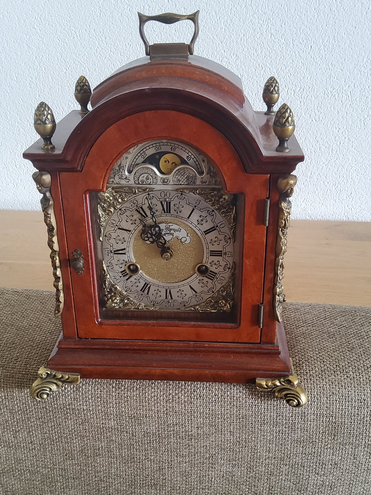 Antieke schouwklok met maanfase, Antiek en Kunst, Ophalen of Verzenden