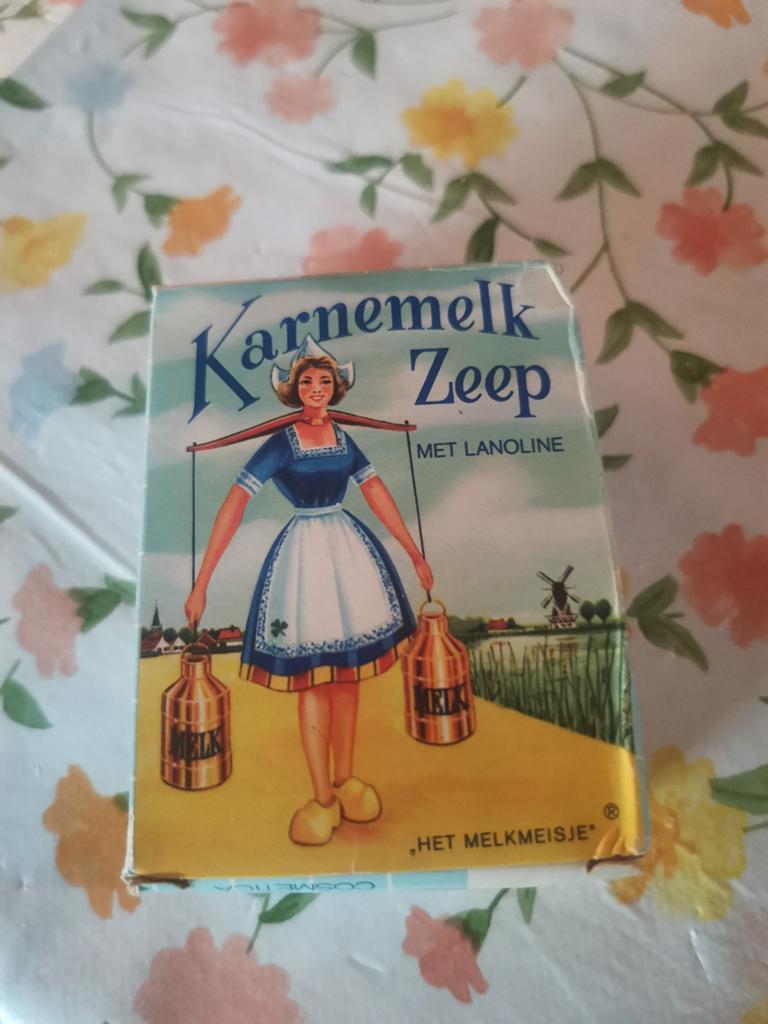 Vintage Karnemelk Zeep "Het Melkmeisje" met Lanolin, Ophalen of Verzenden, Gebruikt